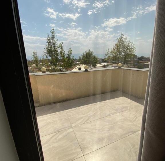 آپارتمان 1 خوابه با بالکن, Rustaveli