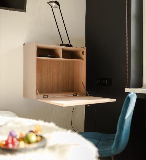 庭の見えるシングルルーム, Villa Monceau Louvain La Neuve