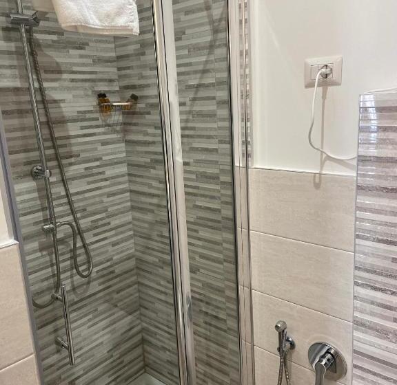 Номер Deluxe с Балконом, Affittacamere Le Grotte Le Grotte Rooms & Apartments