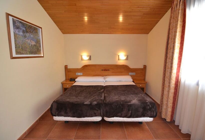 آپارتمان 1 خوابه با بالکن, Apartaments Sant Moritz