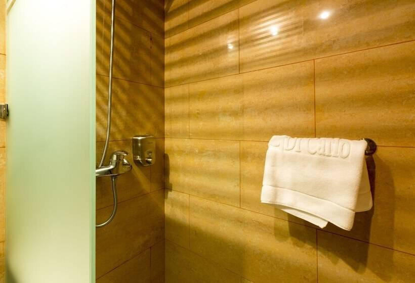 اتاق استاندارد, Di Carlo Hotels Madrid