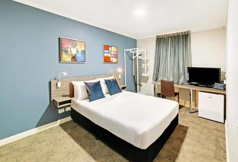 غرفة قياسية, 28