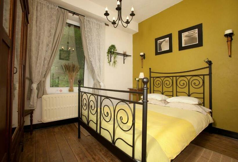 غرفة أساسية, B&b Restaurant Porte De La Lienne