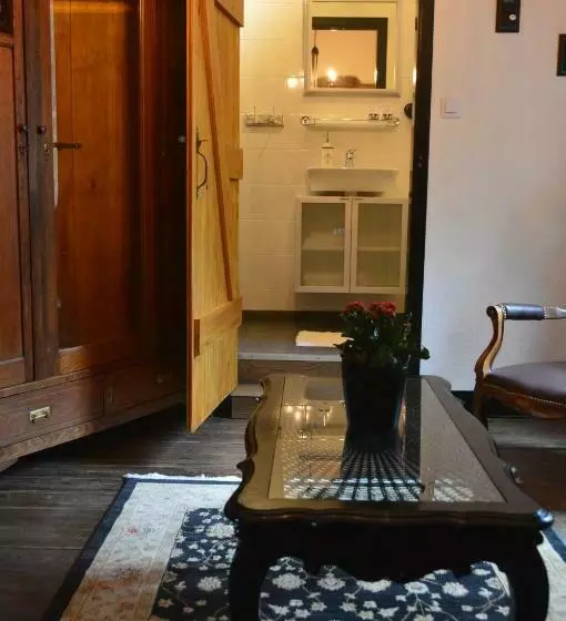 اتاق استاندارد, B&b Restaurant Porte De La Lienne
