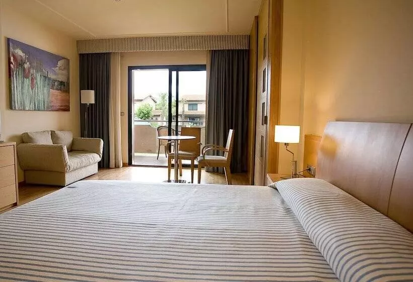 اتاق استاندارد, Clipper & Villas
