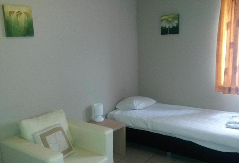 غرفة قياسية فردية, Room In Studio   Condo Gardens Leuven   Budget Studio Single