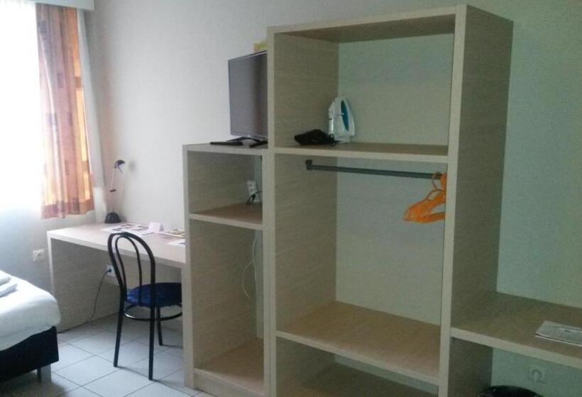 غرفة قياسية فردية, Room In Studio   Condo Gardens Leuven   Budget Studio Single