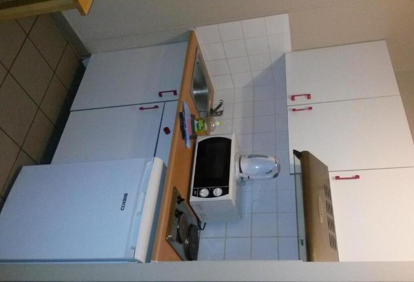 غرفة قياسية فردية, Room In Studio   Condo Gardens Leuven   Budget Studio Single