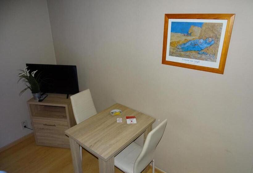 غرفة قياسية فردية, Room In Studio   Condo Gardens Leuven   Budget Studio Single