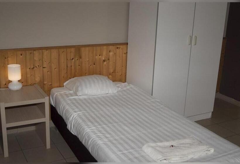 Номер Стандарт Индивидуальный, Room In Studio   Condo Gardens Leuven   Budget Studio Single