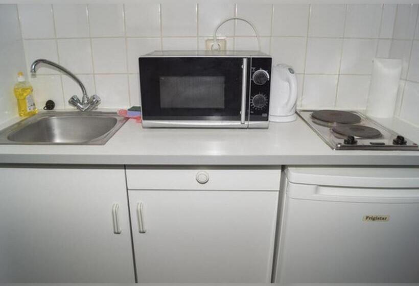 غرفة قياسية فردية, Room In Studio   Condo Gardens Leuven   Budget Studio Single