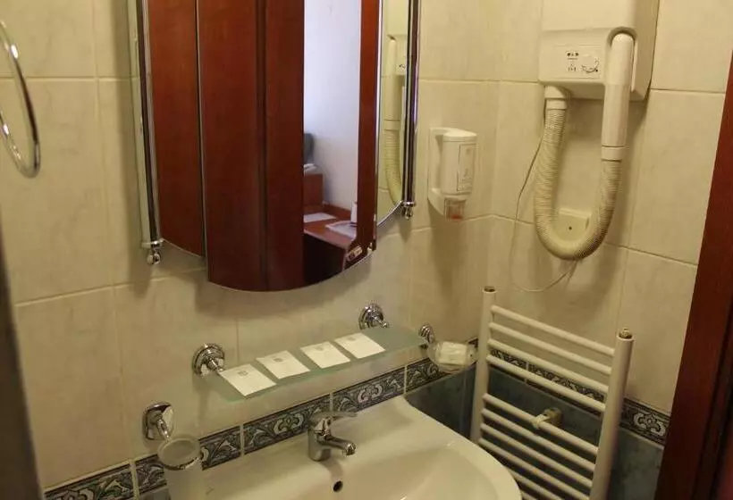 اتاق استاندارد, Elegant
