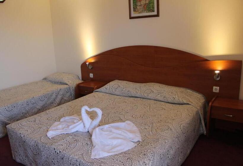 标准三人间, Elegant