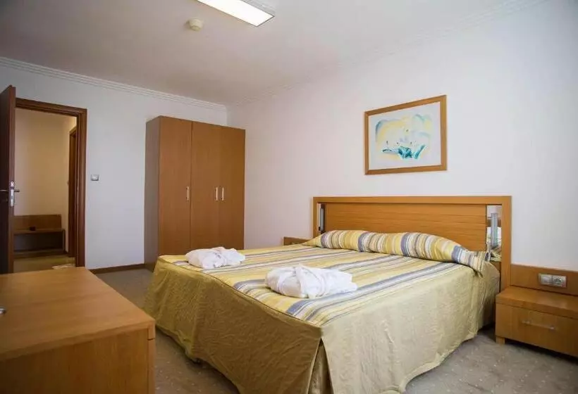 آپارتمان 2 خوابه با بالکن, Emerald Beach Resort & Spa