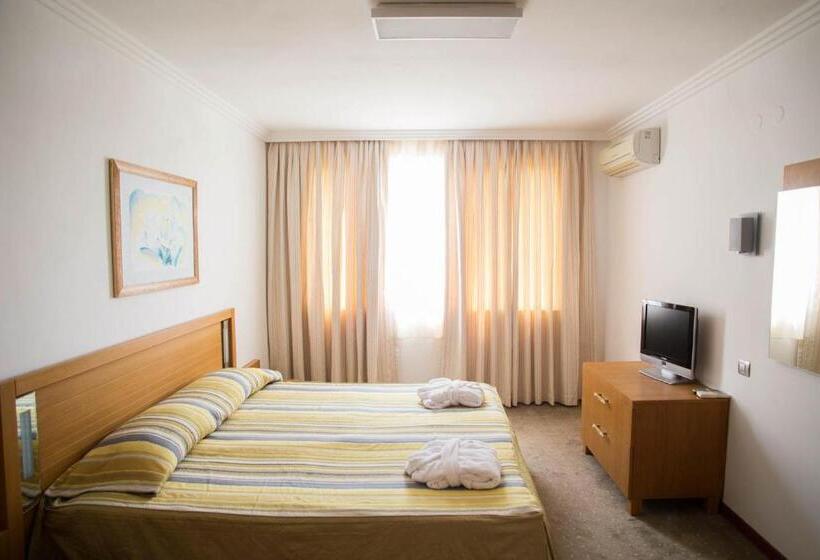 דירת שני חדרים עם מרפת, Emerald Beach Resort & Spa