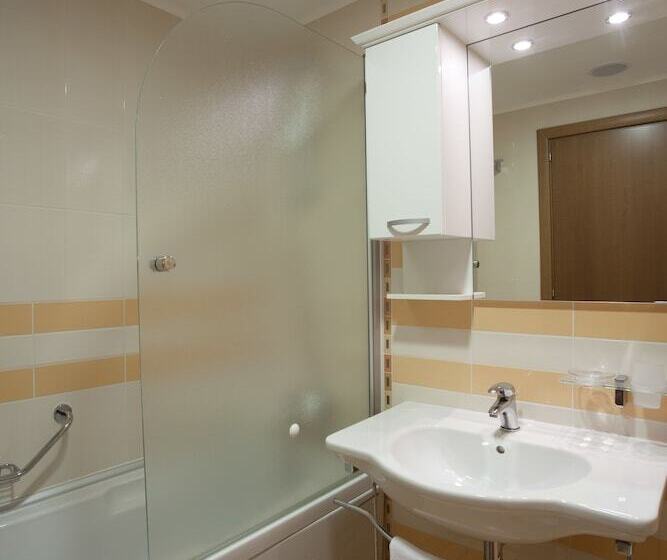 标准工作室带阳台, Emerald Beach Resort & Spa