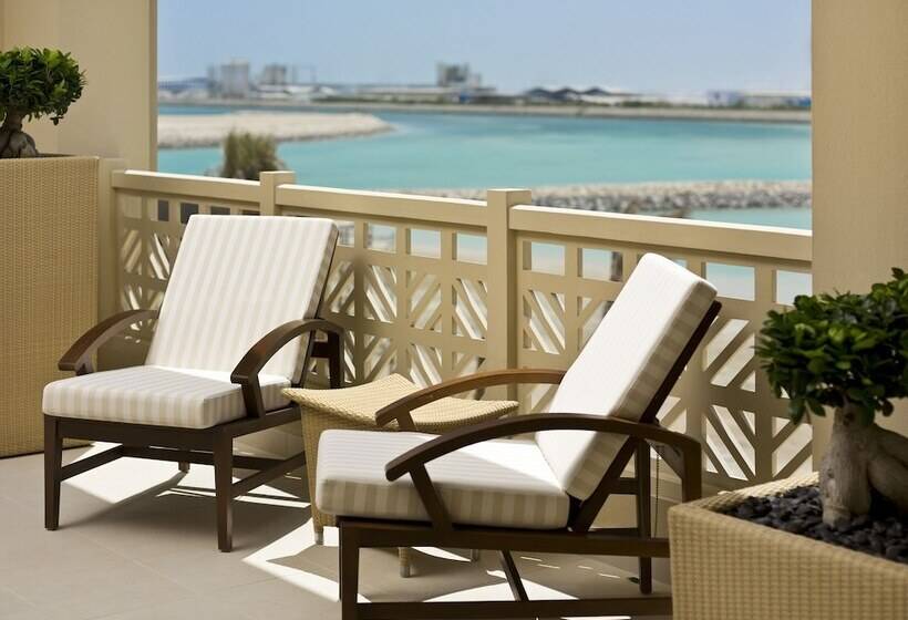 سوییت اجرایی, Grand Hyatt Doha Hotel & Villas