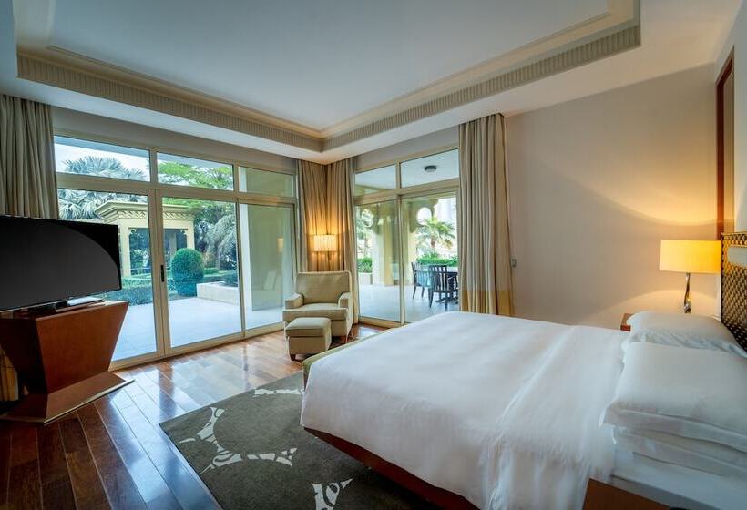 سوییت اجرایی, Grand Hyatt Doha Hotel & Villas