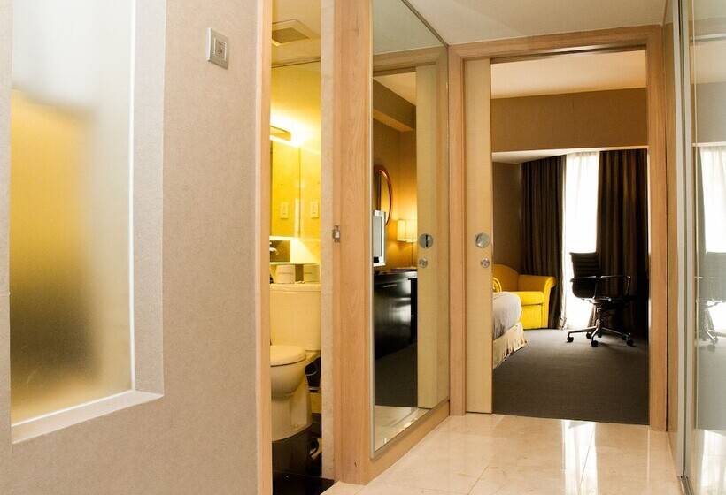 行政套房, Grandkemang