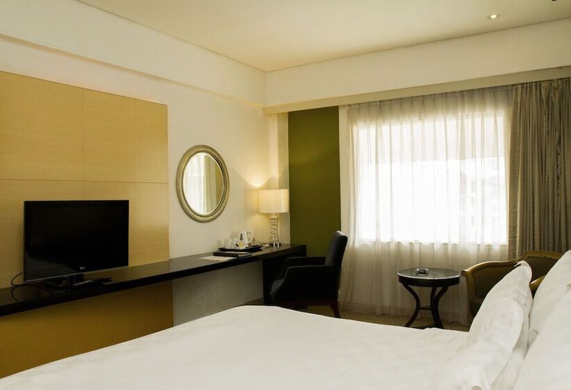 Номер Deluxe Кровать Кинг, Grandkemang