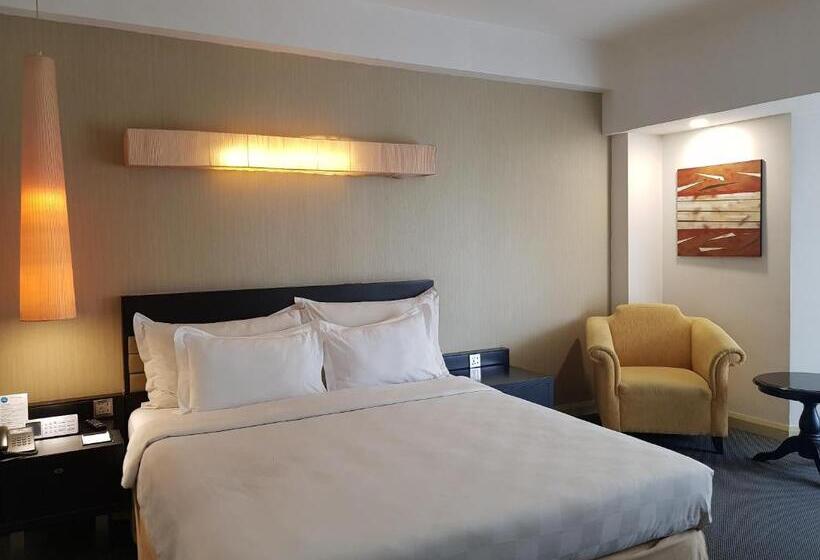 Номер Deluxe, Grandkemang