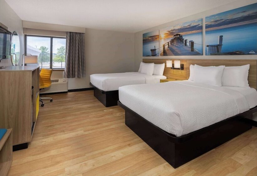 Номер Deluxe, Days Inn By Wyndham Pleasant Prairie Kenosha