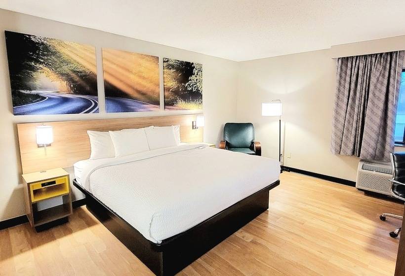 غرفة ديلوكس, Days Inn By Wyndham Pleasant Prairie Kenosha