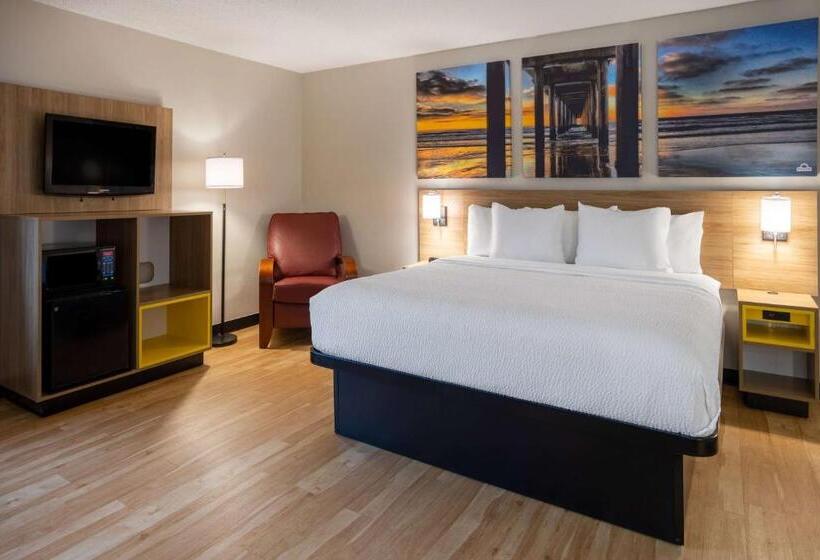 جناح ديلوكس سرير كينج, Days Inn By Wyndham Pleasant Prairie Kenosha