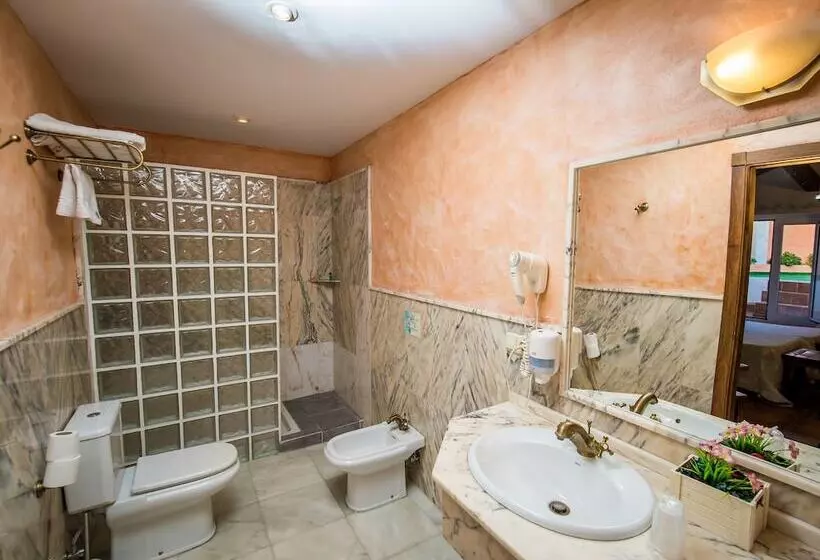 3-Bett-Standardzimmer, La Torre Playa Valdevaqueros