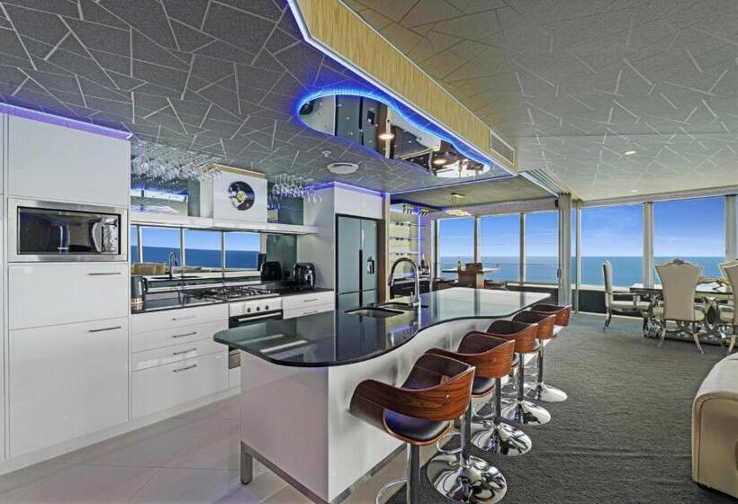 סוויטת 3 חדרי שינה, Q1 Resort & Spa