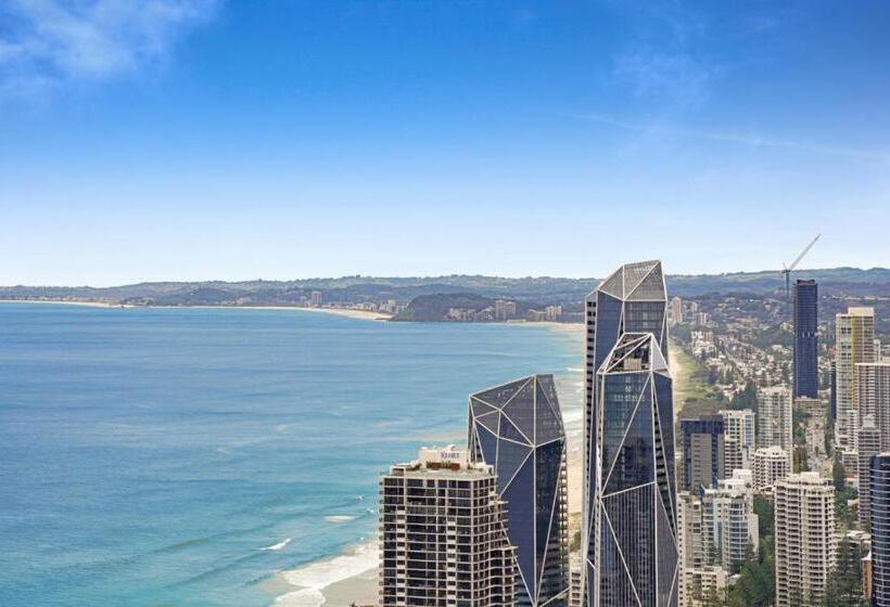 סוויטת 3 חדרי שינה, Q1 Resort & Spa