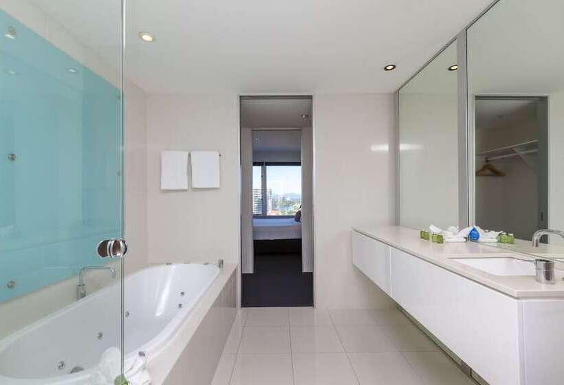 דירת חדר, Q1 Resort & Spa