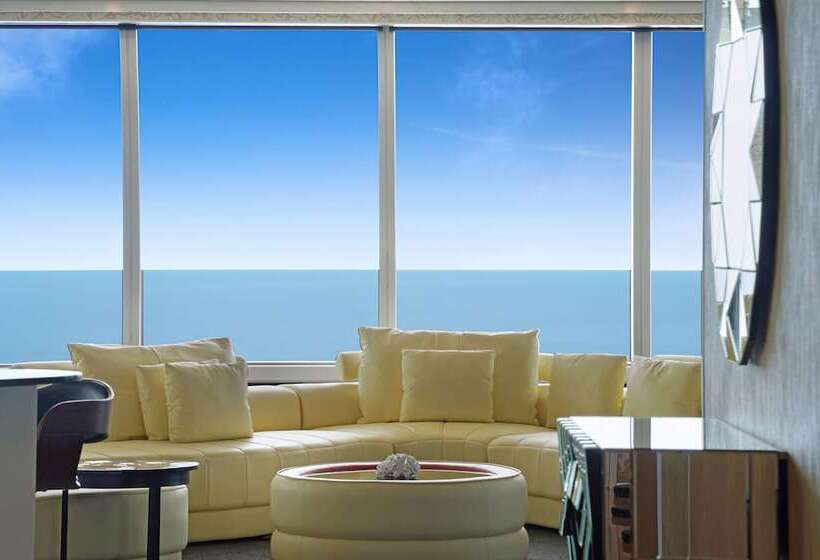 סוויטת 3 חדרי שינה, Q1 Resort & Spa