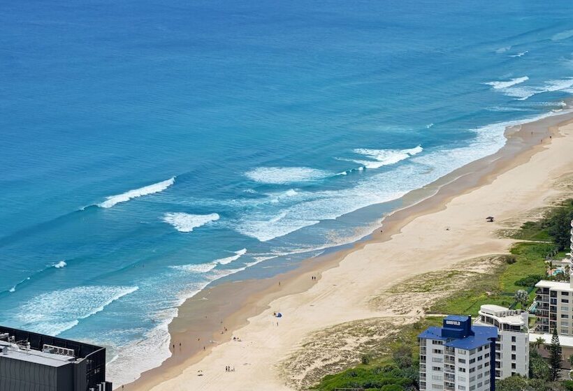 סוויטת 3 חדרי שינה, Q1 Resort & Spa