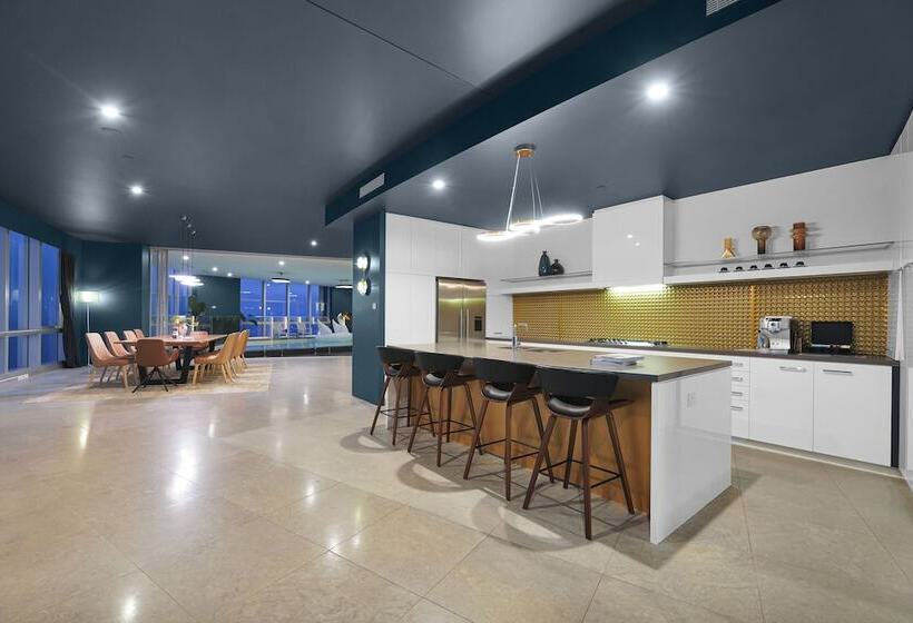 דירת פנטהאוז 1 חדרי שינה, Q1 Resort & Spa