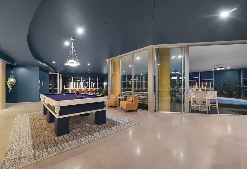 1 Bedroom Penthouse Apartment, Q1 Resort & Spa