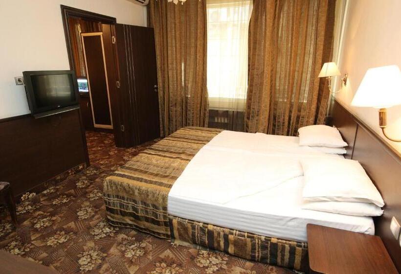 带2个卧室的套房, & Restaurant The House