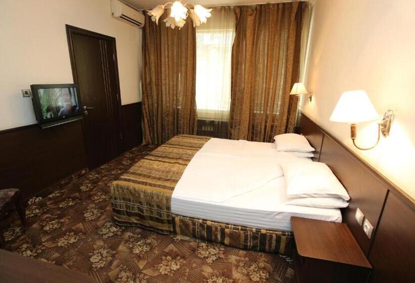 带2个卧室的套房, & Restaurant The House