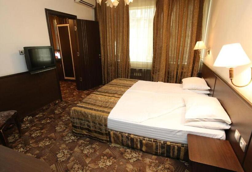 带2个卧室的套房, & Restaurant The House