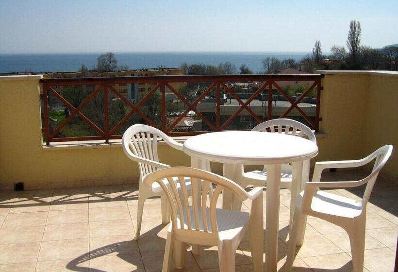 バルコニー付き１ベッドルームアパートメント, Sea Park Homes Neshkov