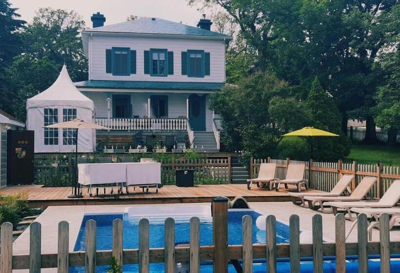 标准间带游泳池, La Maison De L île D Orléans Déjeuner Gastronomique