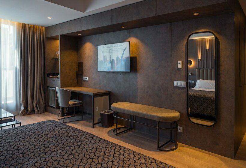 디럭스 주니어 스위트, Catalonia Gran Vía Bilbao