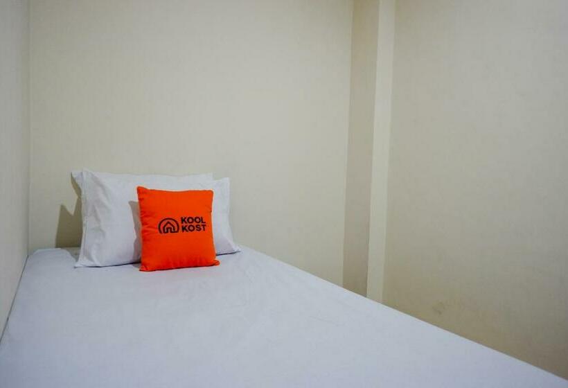 스탠다드 싱글 룸 공동욕실, Koolkost Near Kawasan Simpang Lima Semarang