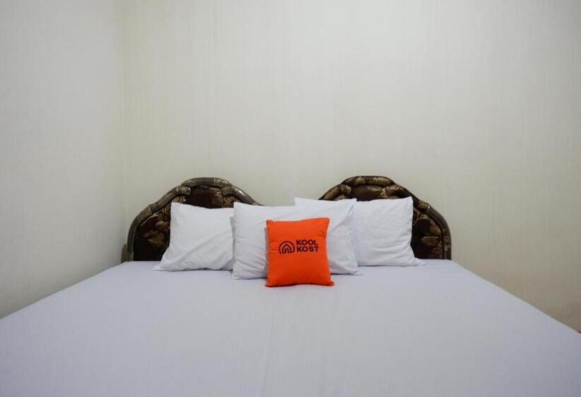Семейный Номер, Koolkost Near Kawasan Simpang Lima Semarang