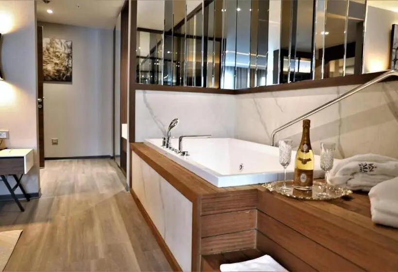 スイート（家族用）, Limak Skopje Luxury