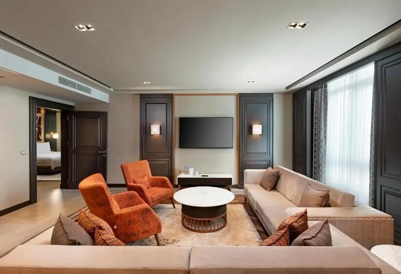プレジデントスイートルーム, Limak Skopje Luxury
