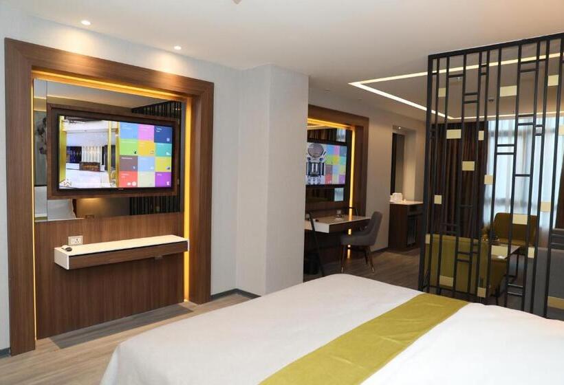 デラックスジュニアスイート, Limak Skopje Luxury