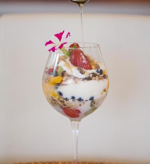 غرفة قياسية رباعية مطلة على البحر, Waves Of Grace Seafront Villa