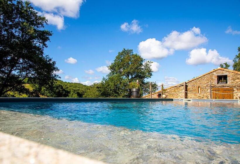 带露台的高档房间, Le Mas Des Roches Proche Puy Du Fou