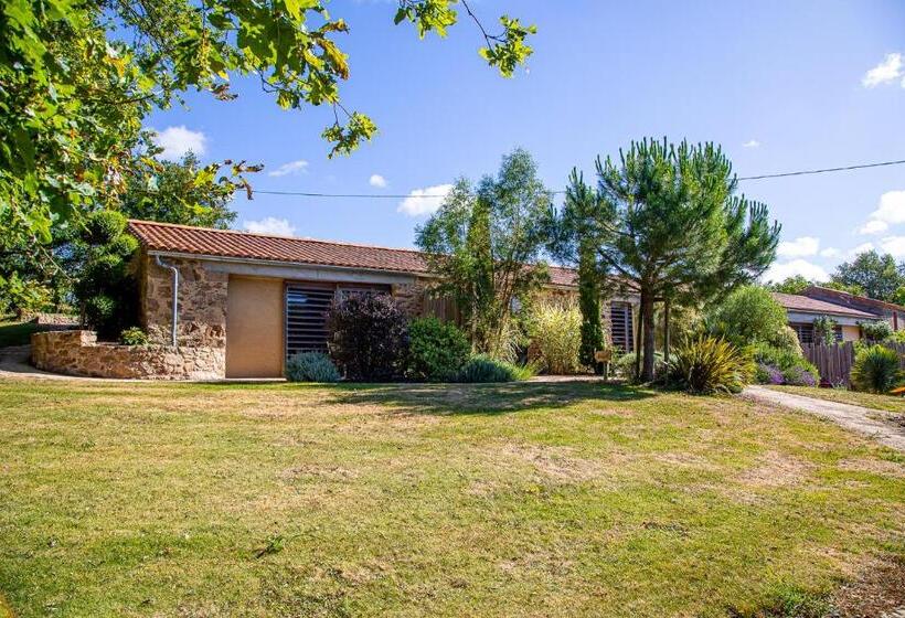 带露台的高档房间, Le Mas Des Roches Proche Puy Du Fou